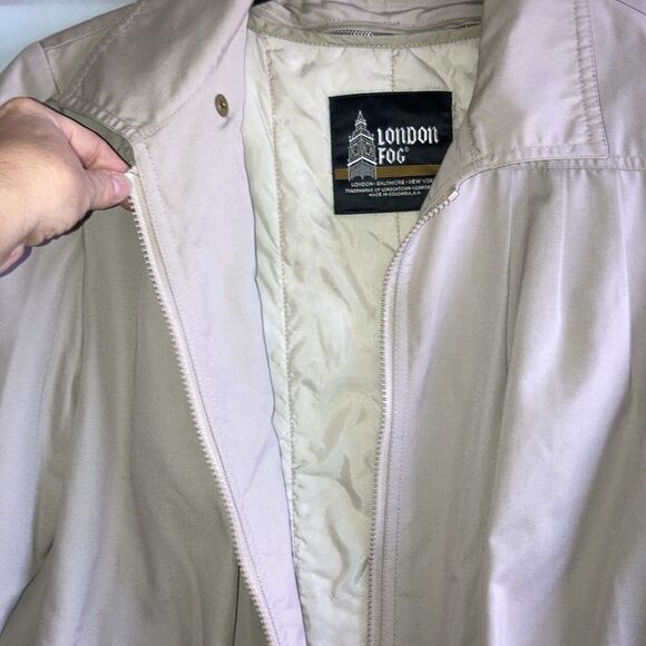 London Fog Womens Khaki All Weather Jacket Zip Out Lining Size 16 R Casual Walk - Picture 6 of 12